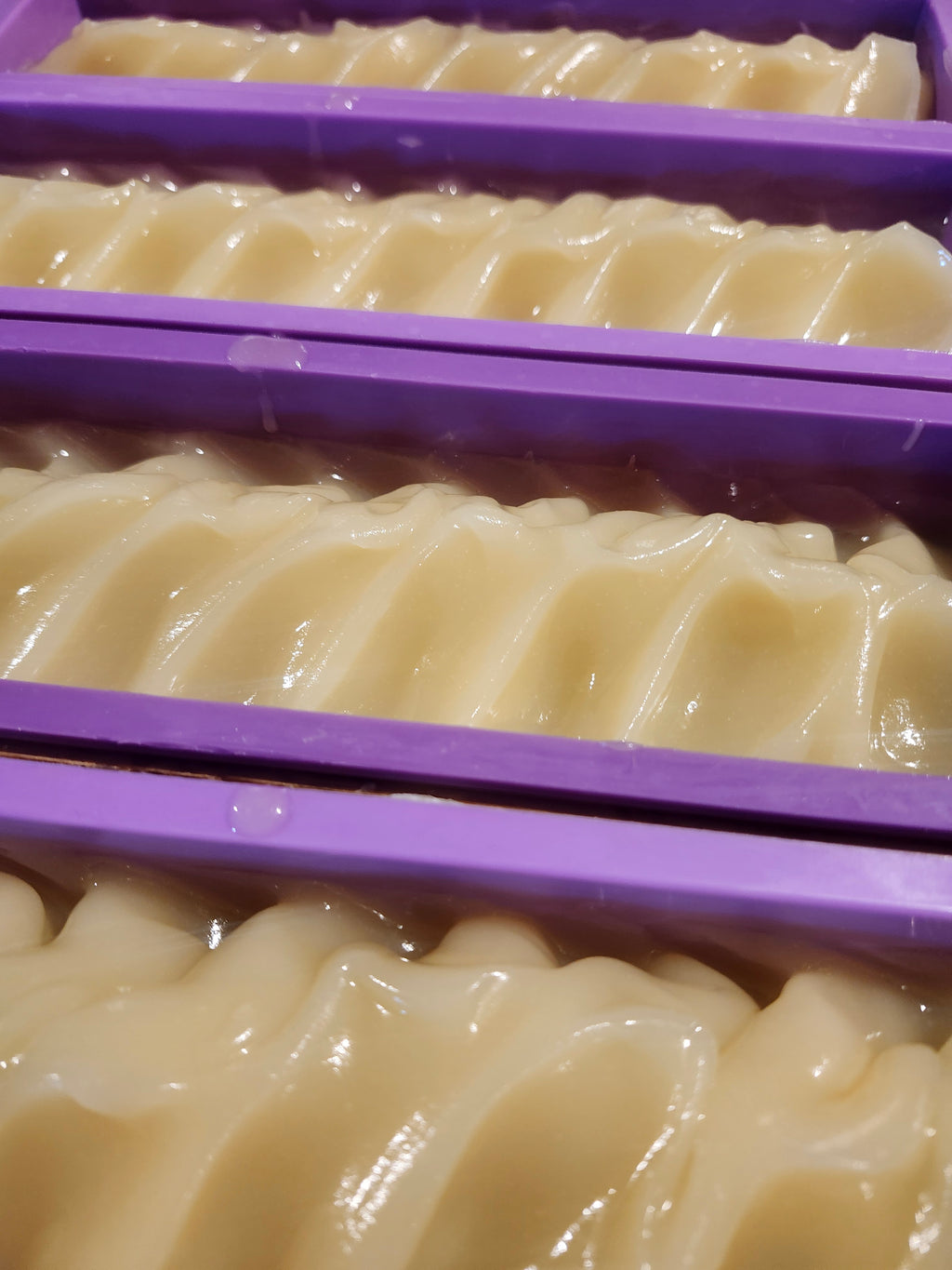 Pumice scrub bar