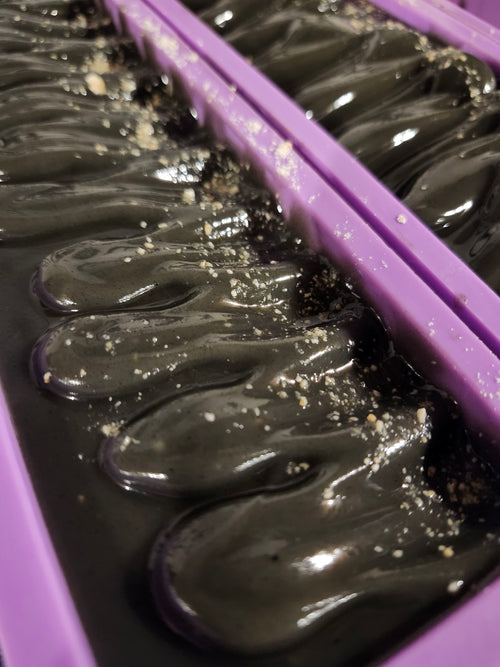 Activated Charcoal/Ground Oats